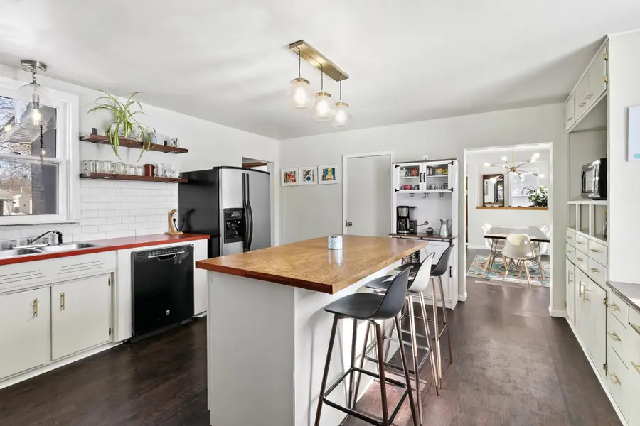 702 4th Street Sw, Little Falls, MN 56345 - #2