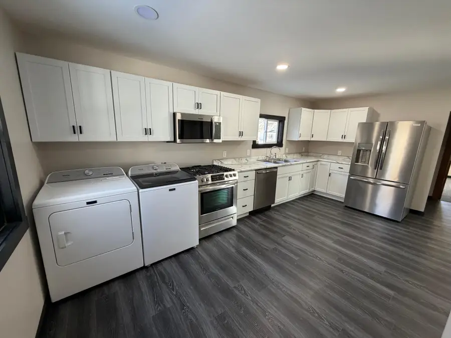 203 Trott Avenue Se, Willmar, MN 56201 - #2