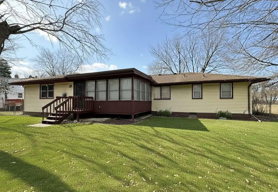 810 57th Avenue N, Brooklyn Center, MN 55430 - #2