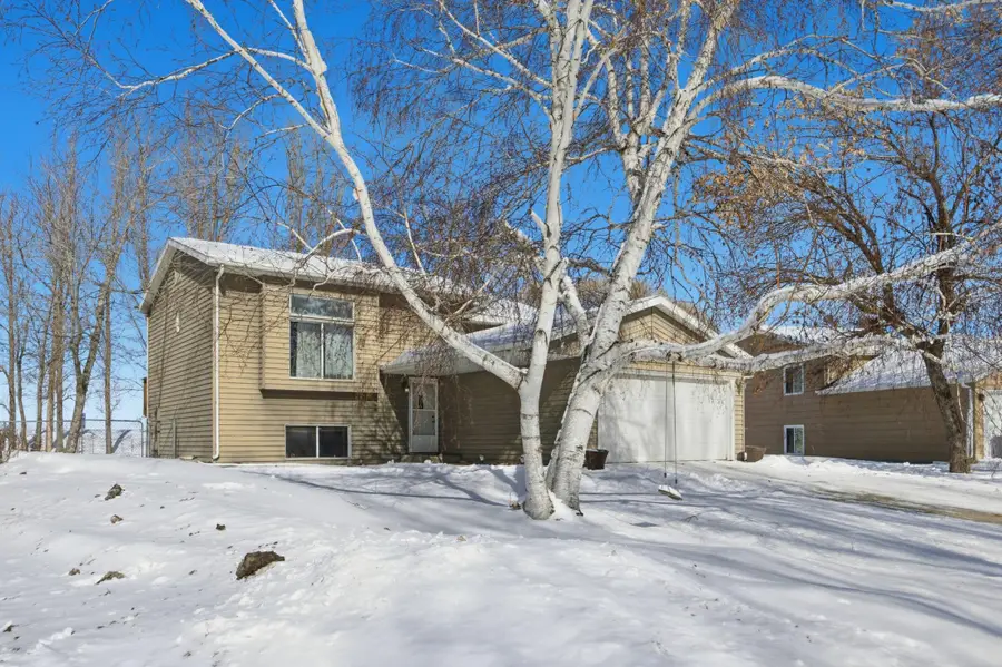 2756 26th Street Circle S, Moorhead, MN 56560 - #2