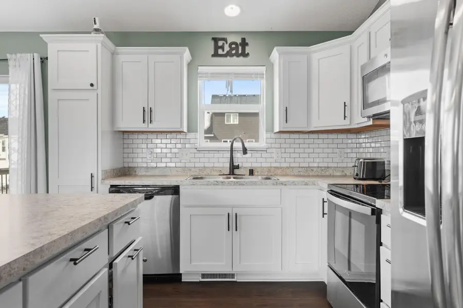 527 Pond View Drive Se, Lonsdale, MN 55046 - #3