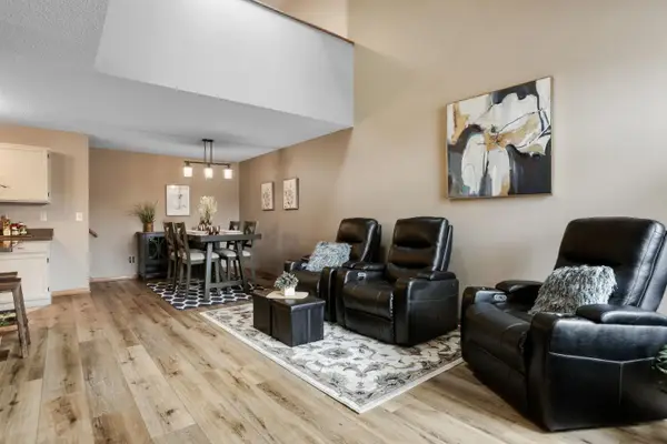 13244 Aberdeen Street Ne #13, Blaine, MN 55449