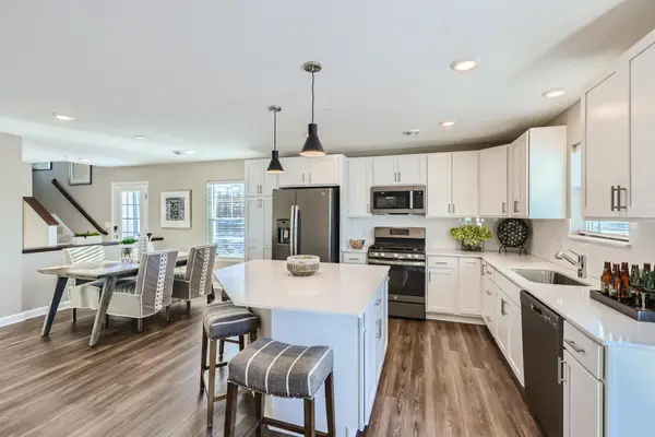 21653 Lilac Drive, Farmington, MN 55024