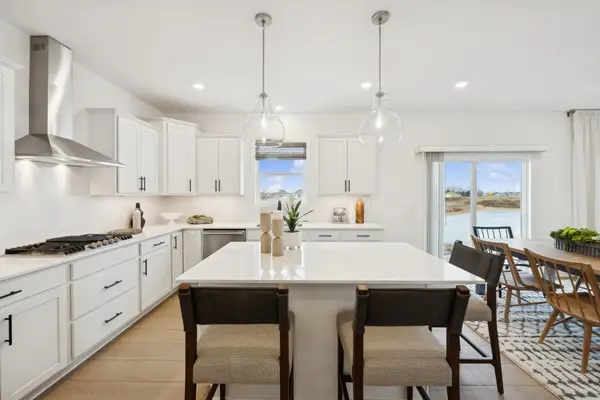 5448 Tallowtree Lane, Woodbury, MN 55129