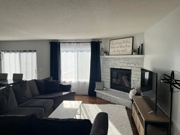 495 Pleasant Court, Chaska, MN 55318