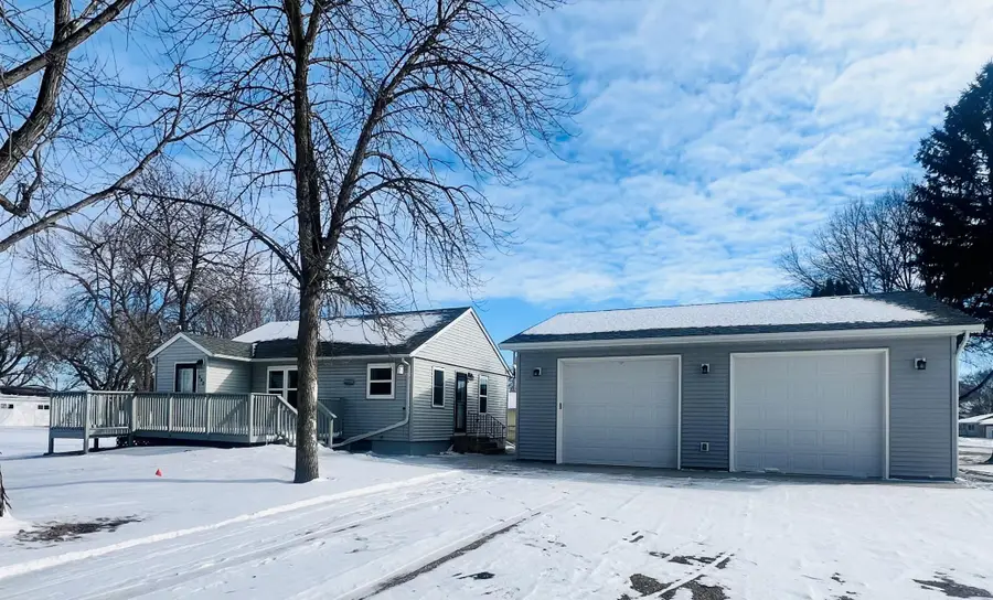 502 5th Street E, Herman, MN 56248 - #2