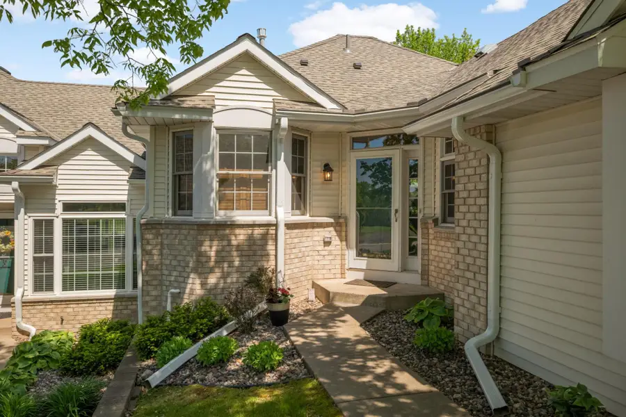 16270 Crystal Hills Drive, Lakeville, MN 55044 - #2