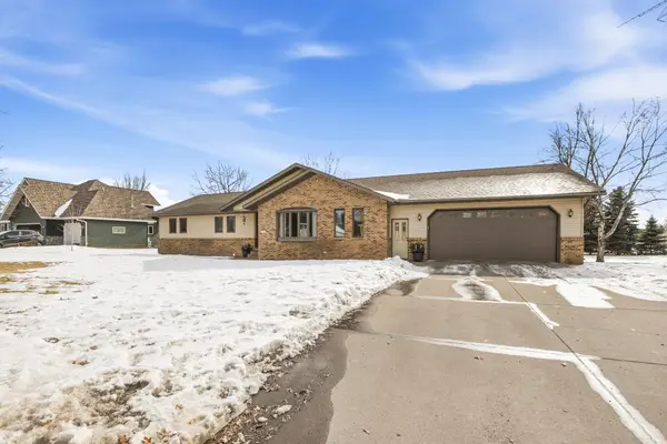 302 Park Avenue Se, Pierz, MN 56364