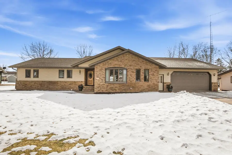 302 Park Avenue Se, Pierz, MN 56364 - #3