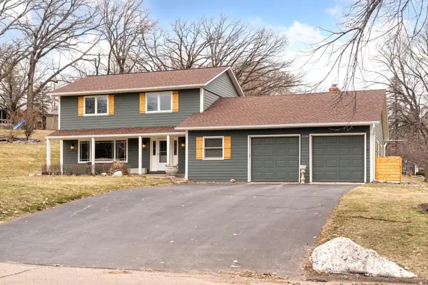 15392 Boulder Creek Drive, Minnetonka, MN 55345