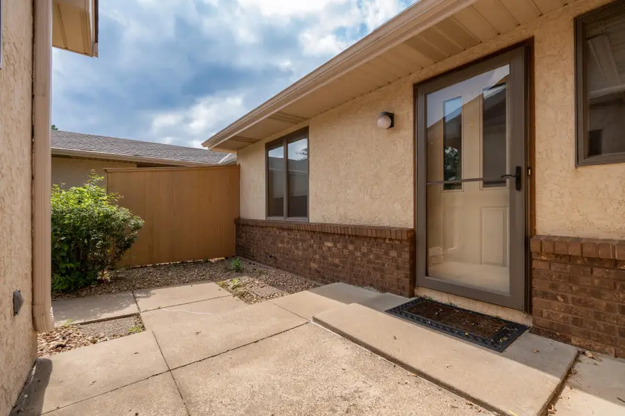 1813 6th Avenue W, Shakopee, MN 55379 - #2