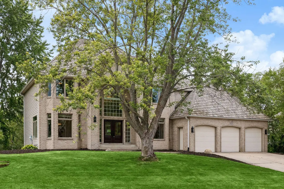 16905 45th Avenue N, Plymouth, MN 55446 - #1
