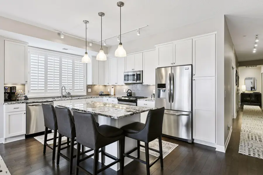 3962 Wooddale Avenue S #201E, Saint Louis Park, MN 55416 - #2