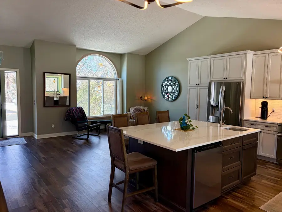 4401 Braddock Trail, Eagan, MN 55123 - #2