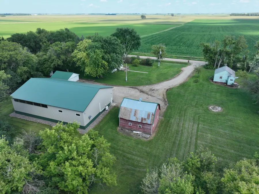 6045 50th Avenue Nw, Montevideo, MN 56265 - #3