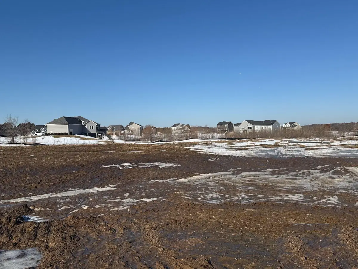 L1 B4 Coral Sea Street Ne, Ham Lake, MN 55304 - #1