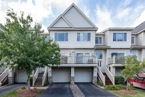 2315 Eagle Trace Lane, Woodbury, MN 55129