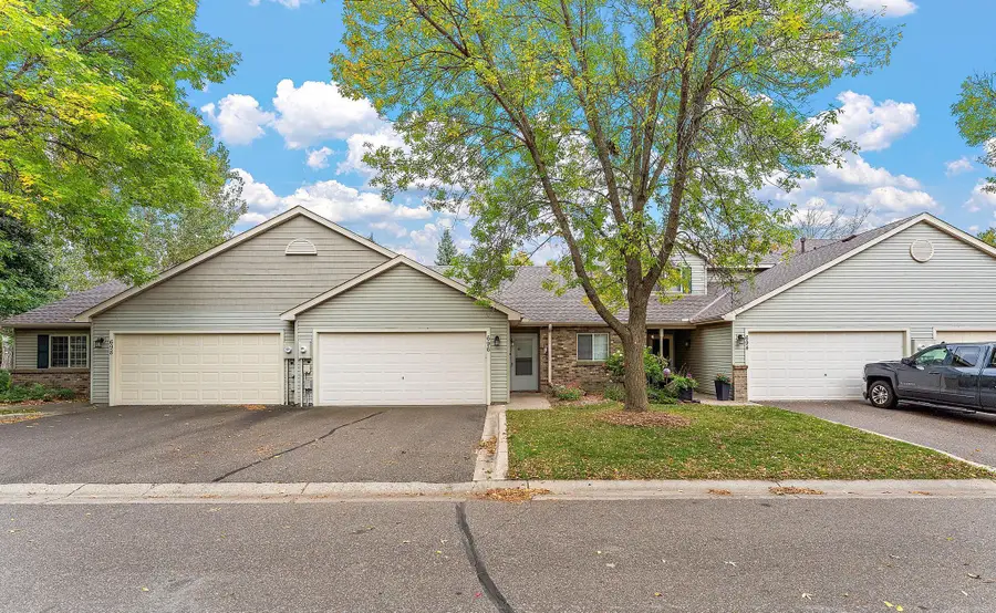 696 Monn Avenue, Vadnais Heights, MN 55127 - #2