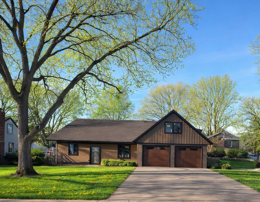 527 Miller Ave Sw, Hutchinson, MN 55350 - #1