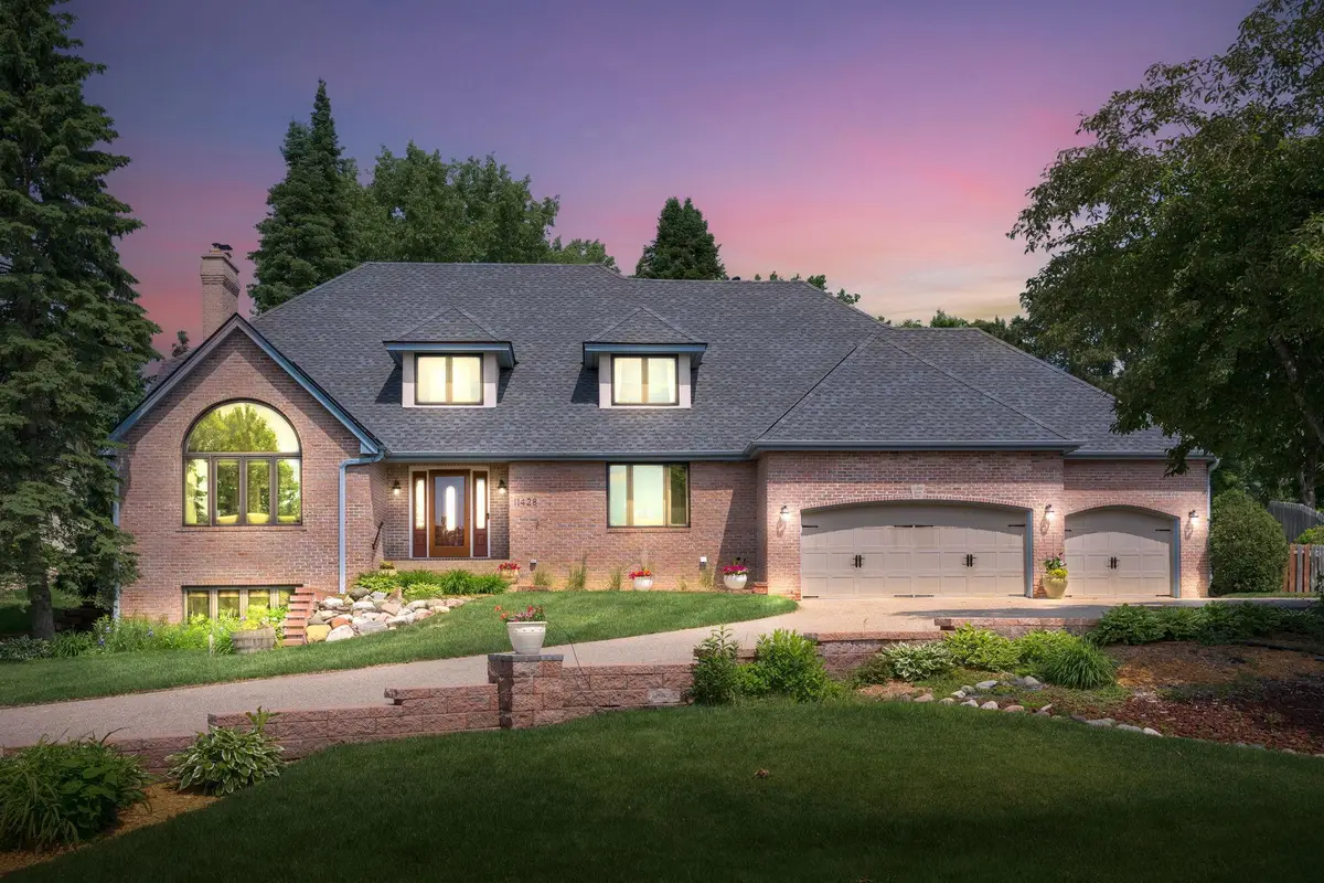 11428 Zion Circle, Bloomington, MN 55437 - #1