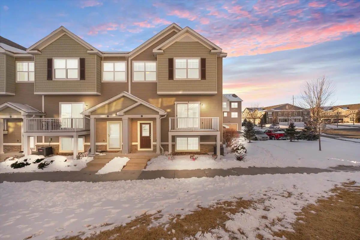 9575 Jefferson Drive #1, Chanhassen, MN 55317 - #1