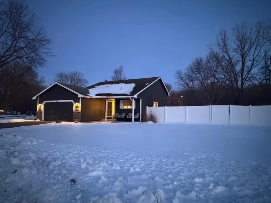 631 Conestoga Trail, Chanhassen, MN 55317 - #3