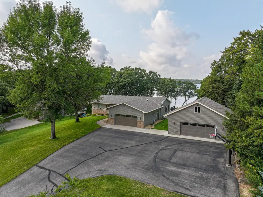 2311 S Burgen Drive Se, Alexandria, MN 56308 - #2