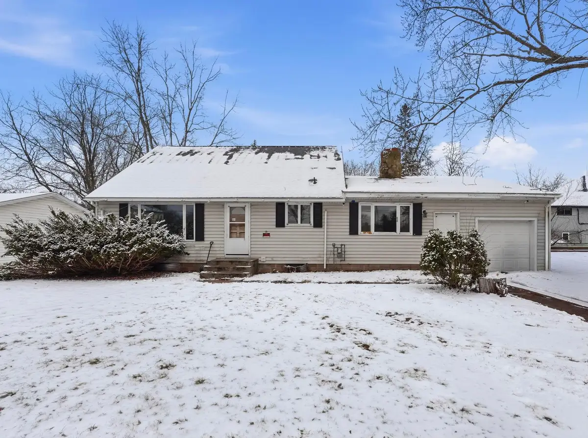 304 2nd Street Se, Hinckley, MN 55037 - #1