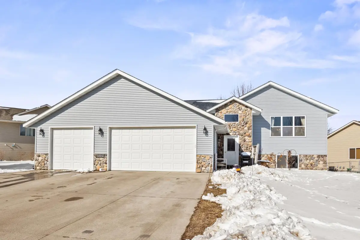 1204 Prairie Ridge Lane, Lester Prairie, MN 55354 - #1