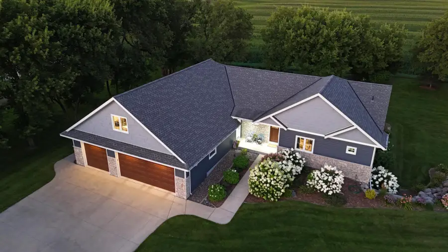 1412 Fairacre Lane Sw, Willmar, MN 56201 - #2