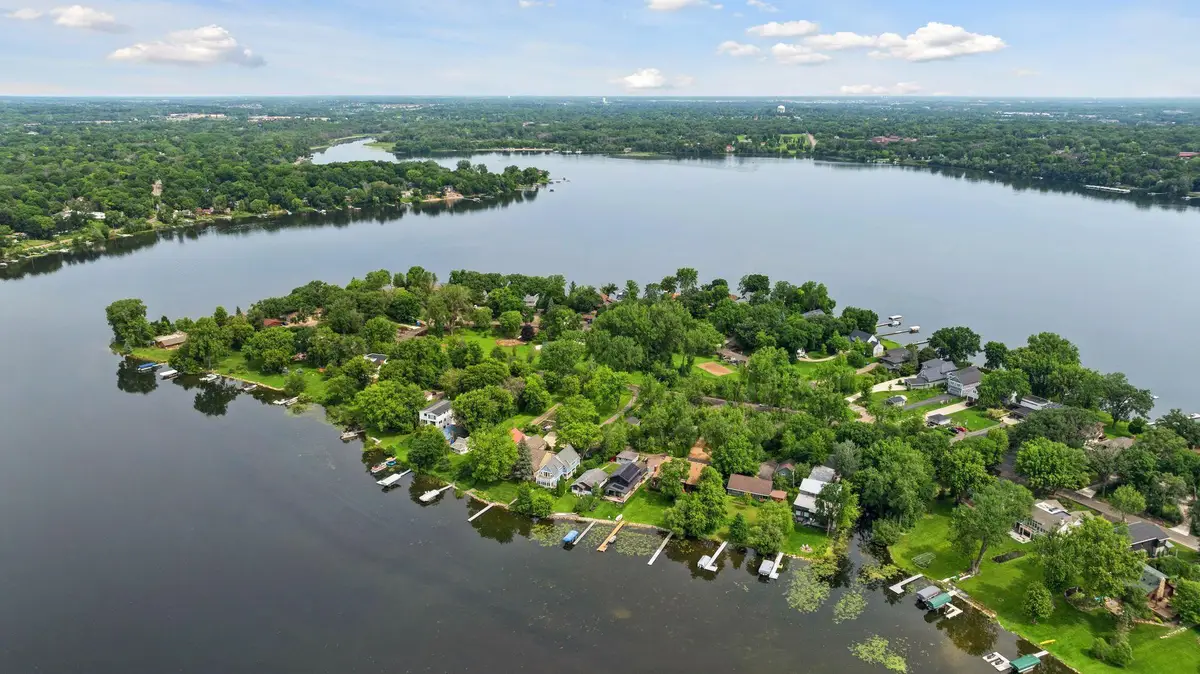 217 Peninsula Road, Medicine Lake, MN 55441 - #1