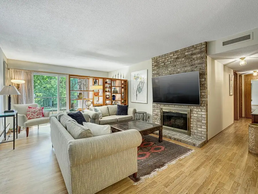 2220 Midland Grove Road #202, Roseville, MN 55113 - #2