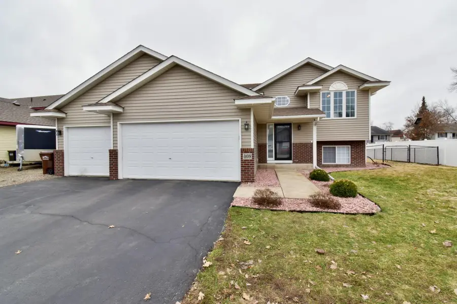 408 4th Street N, Montrose, MN 55363 - #2