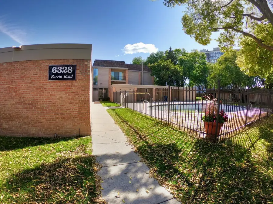 6328 Barrie Road #2F, Edina, MN 55435 - #3