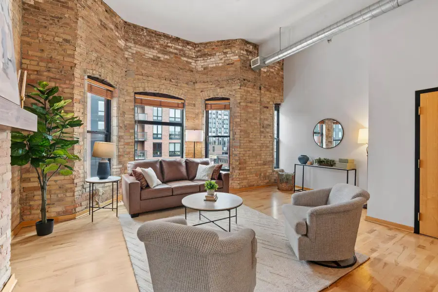 523 S 9th Street #6, Minneapolis, MN 55404 - #3