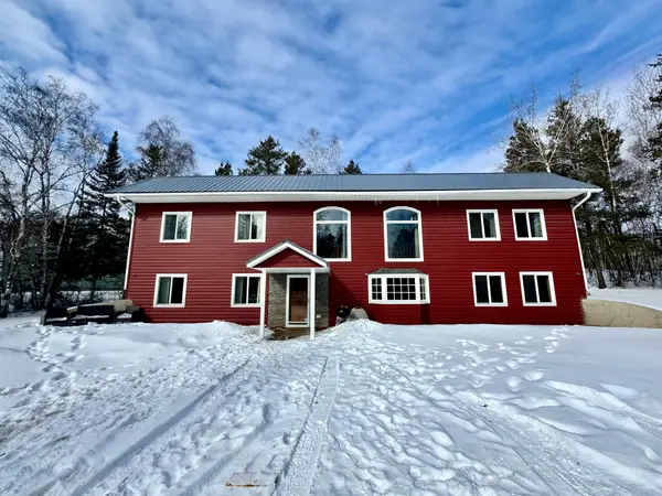 56483 350th Street, Warroad, MN 56763