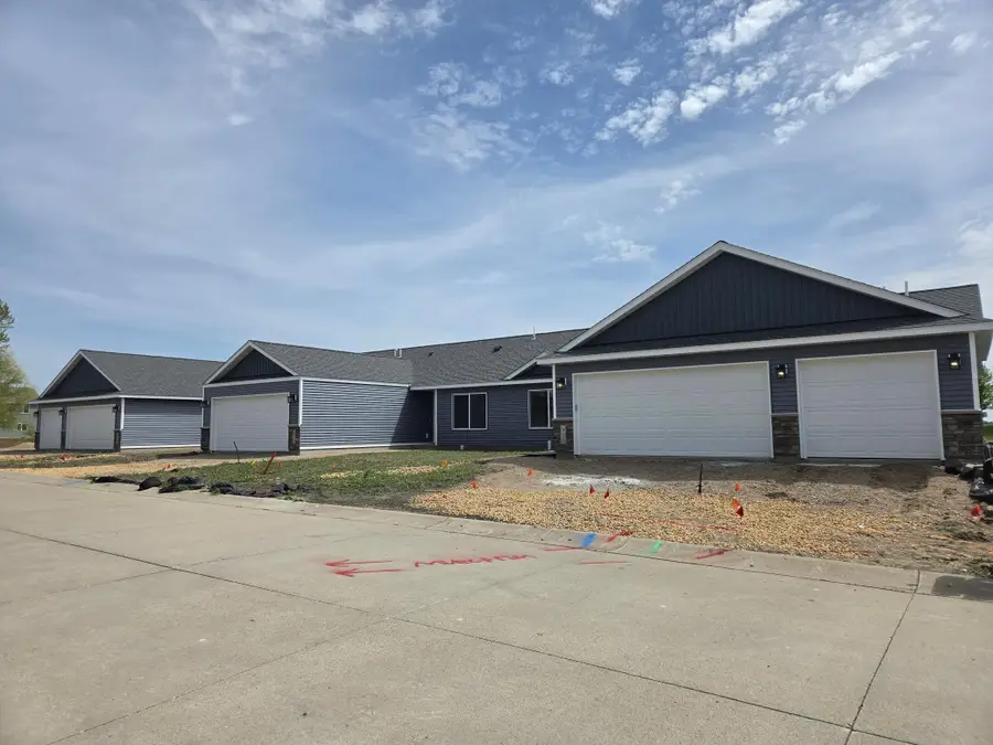 914 Katelyn Circle Ne, Montgomery, MN 56069 - #2