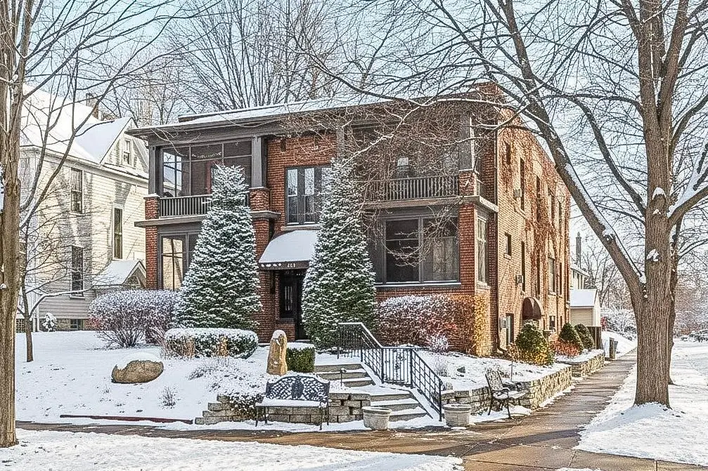 918 Goodrich Avenue #A, Saint Paul, MN 55105 - #1