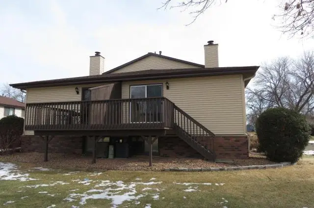 8761 N Maplebrook Circle, Brooklyn Park, MN 55445 - #3