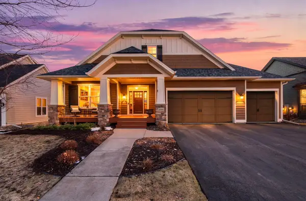 16908 E Lake Drive, Lakeville, MN 55044