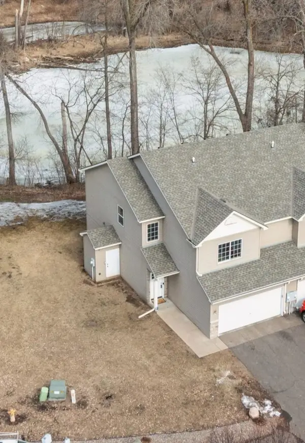 191 Larpenteur Avenue E #A, Maplewood, MN 55117