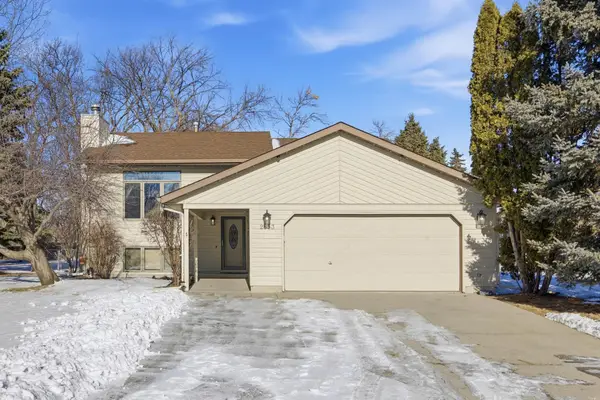 2853 26th Street Circle S, Moorhead, MN 56560
