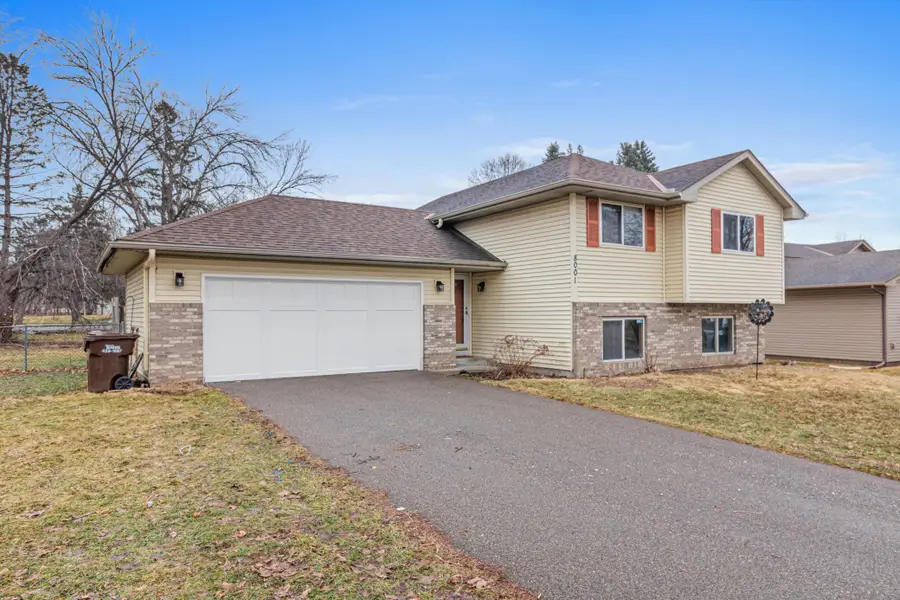 8001 Jeffery Avenue S, Cottage Grove, MN 55016 - #2