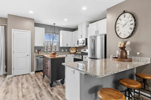 17658 96th Place N, Maple Grove, MN 55311