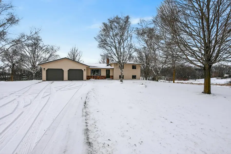 3302 Carneva Ne, Alexandria, MN 56308 - #2
