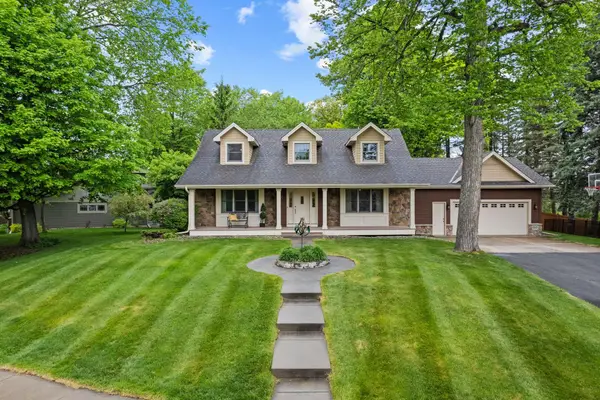 11305 Parkside Trail, Dayton, MN 55369