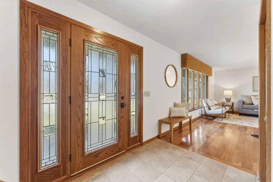 10665 Northmark Drive, Eden Prairie, MN 55344 - #3