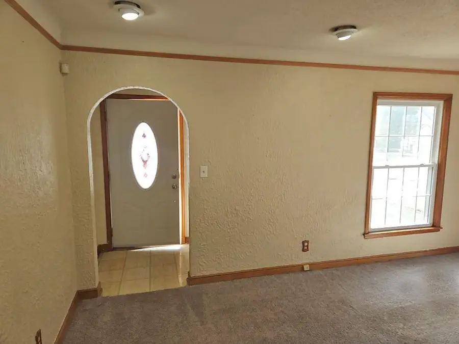 181 Annapolis Street E, Saint Paul, MN 55118 - #3