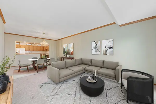 8121 34th Avenue S #206, Bloomington, MN 55425