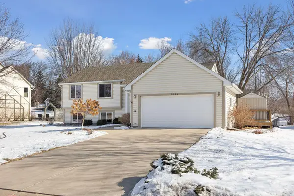 8644 Sycamore Lane N, Maple Grove, MN 55369